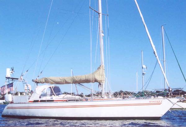 HELMSMAN 47 - Photo
