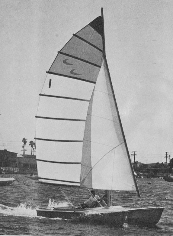 CATALINA CATAMARAN