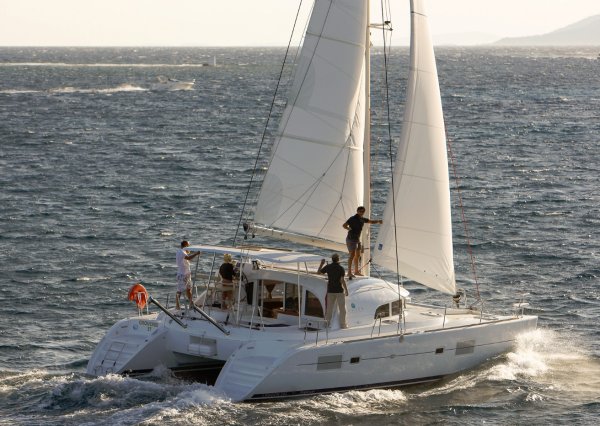 LAGOON 380 - Photo