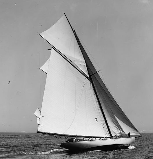 NEW YORK YACHT CLUB 70 - Photo