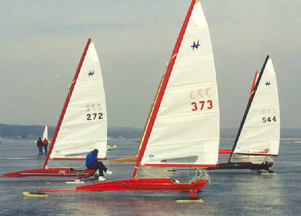 NITE ICEBOAT - Photo