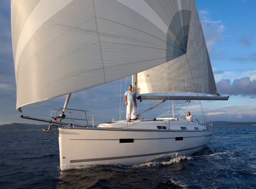 BAVARIA CRUISER 36 (FARR)