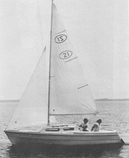 NEWPORT 212 - Photo