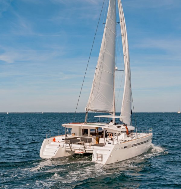 LAGOON 450 - Photo