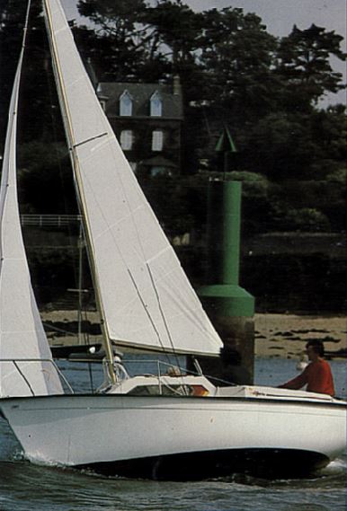 CALIFORNIA 5.20 (BENETEAU)