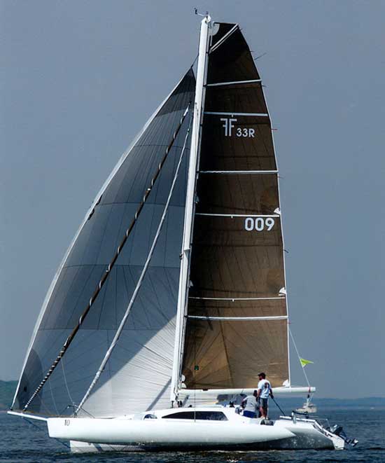 F-33 SPORT CRUISER - Photo