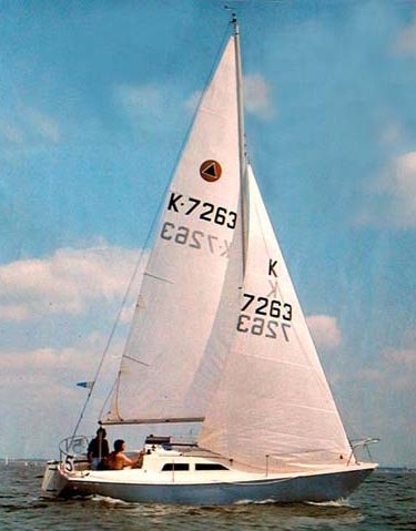 DELTA 25 (HUNTER)