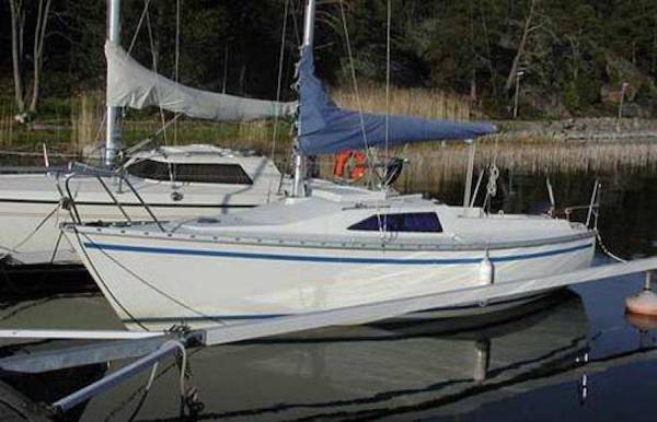 FINN EXPRESS 64 - Photo