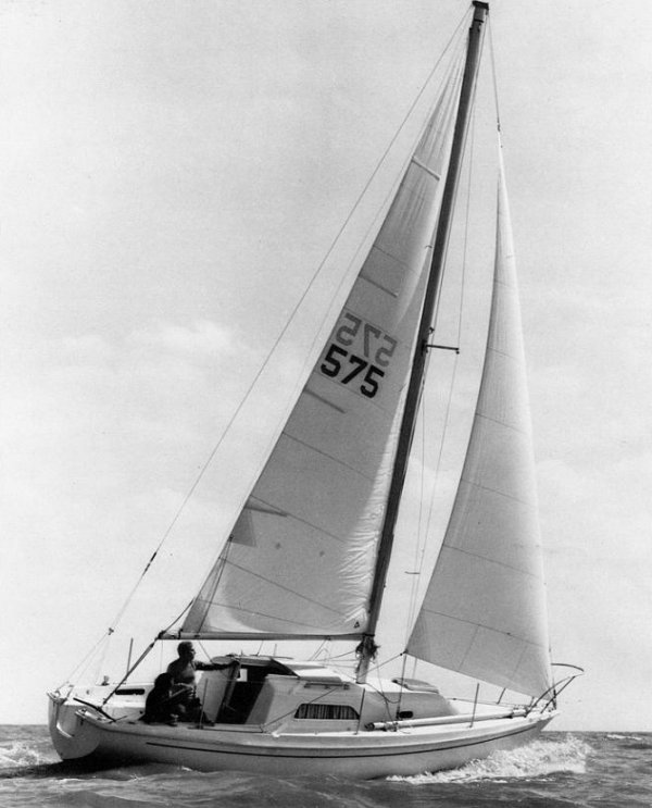 PEARSON 26 - Photo