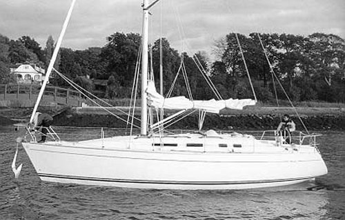 MOODY S38 - Photo