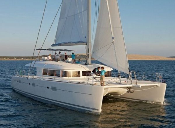 LAGOON 620 - Photo