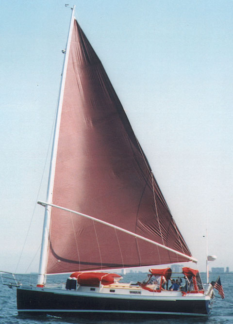NONSUCH 33 - Photo