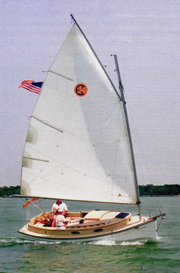 HORIZON CAT 20 (COM-PAC) - Photo