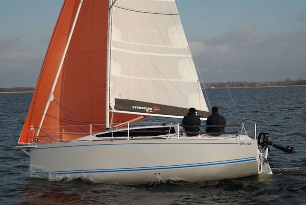 MAXUS 24 EVO (CB) - Photo