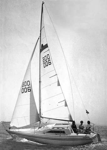 HUNTER HORIZON 26 - Photo