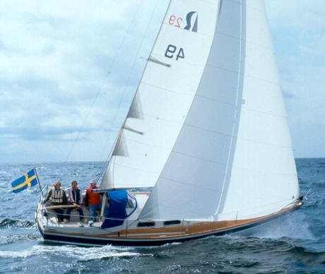 HALLBERG-RASSY 29 - Photo