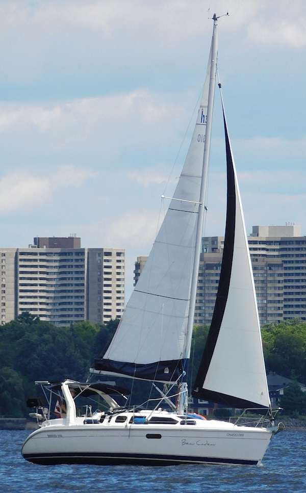 HUNTER 310 - Photo