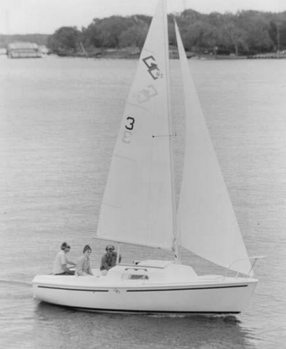 GULF COAST 18 - Photo