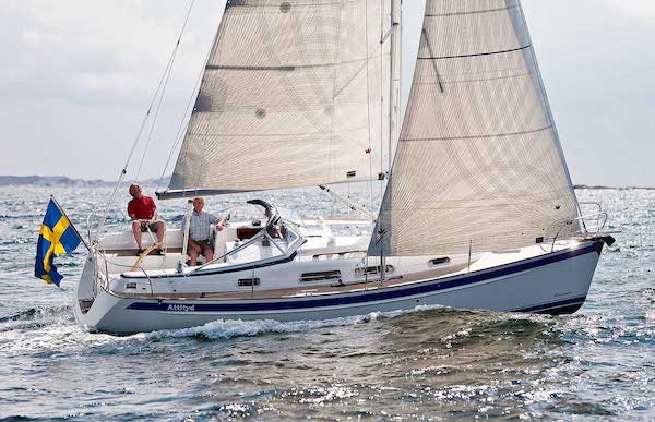 HALLBERG-RASSY 310 - Photo