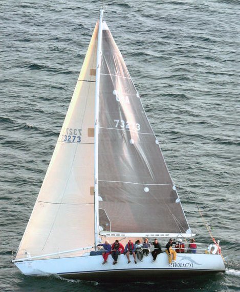 EVELYN 42 - Photo