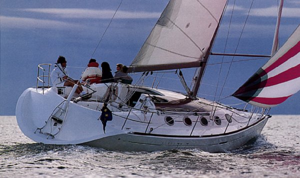 FIRST 35.7 (BENETEAU) - Photo