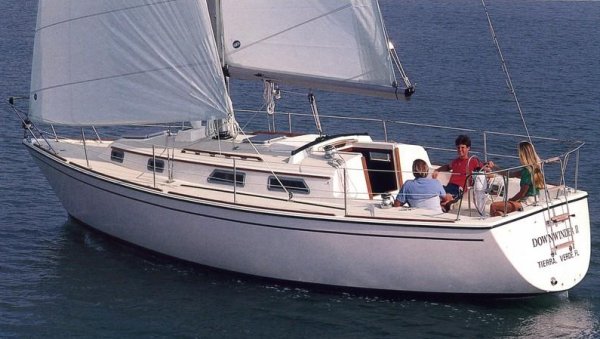 PEARSON 34 - Photo