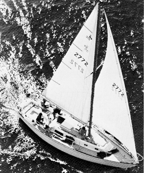 PEARSON 35 - Photo