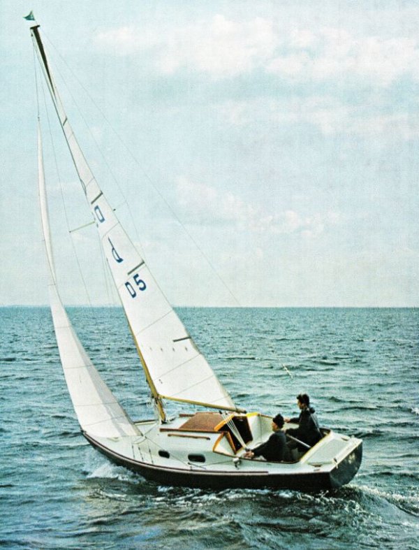 DRABANT 22 - Photo