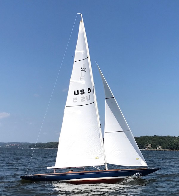 ENDEAVOUR J (MINI J CLASS) - Photo
