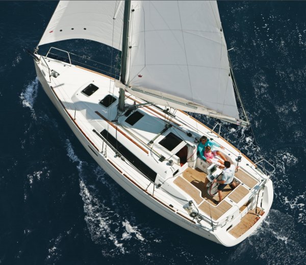 OCEANIS 31 (BENETEAU) - Photo