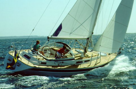 HALLBERG-RASSY 36 - Photo
