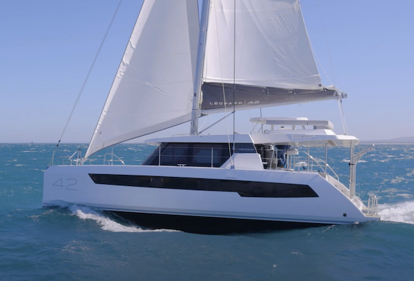 LEOPARD 42 / MOORINGS 4200 (2020) - Photo