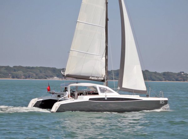 RAPIER 400 - Photo