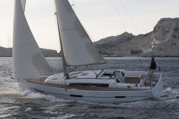 DUFOUR 410 GRAND LARGE - Photo