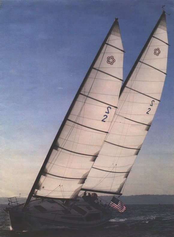 FREEDOM 39 PILOT HOUSE - Photo