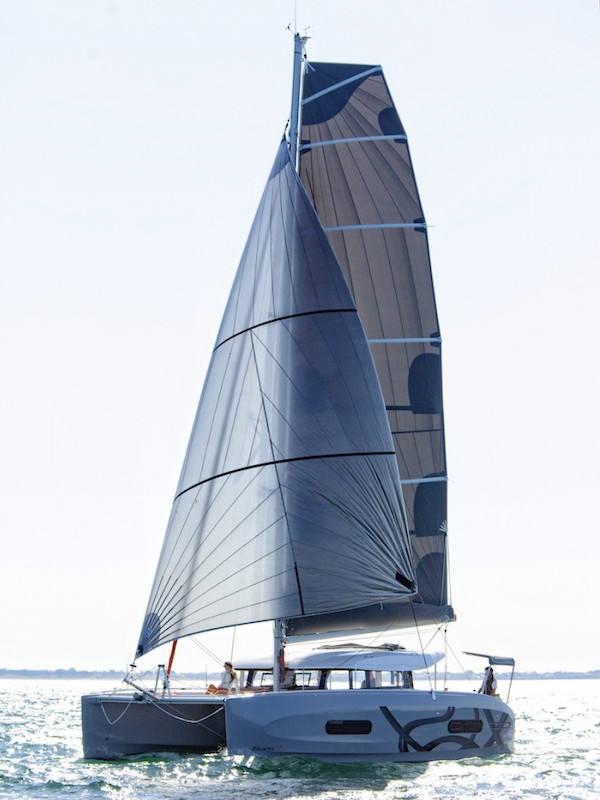 EXCESS 11 - Photo