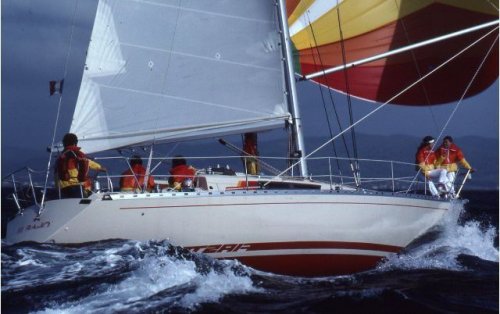 FIRST 42 (BENETEAU) - Photo