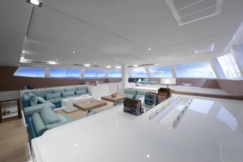 Sunreef 74 saloon