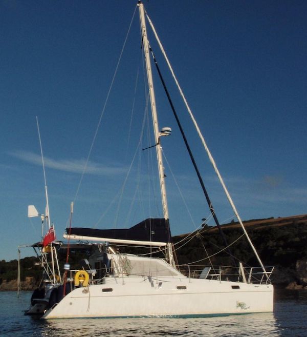 RAYVIN 30 - Photo