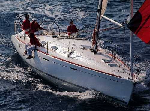 FIRST 42S7 (BENETEAU) - Photo