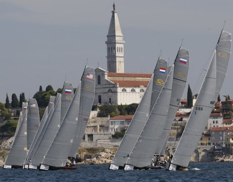 RC44 - Photo