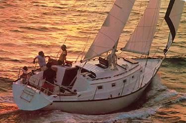 HUNTER 37 - Photo