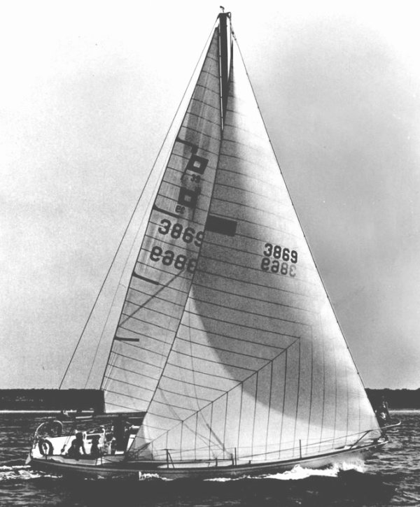 PEARSON 39 - Photo