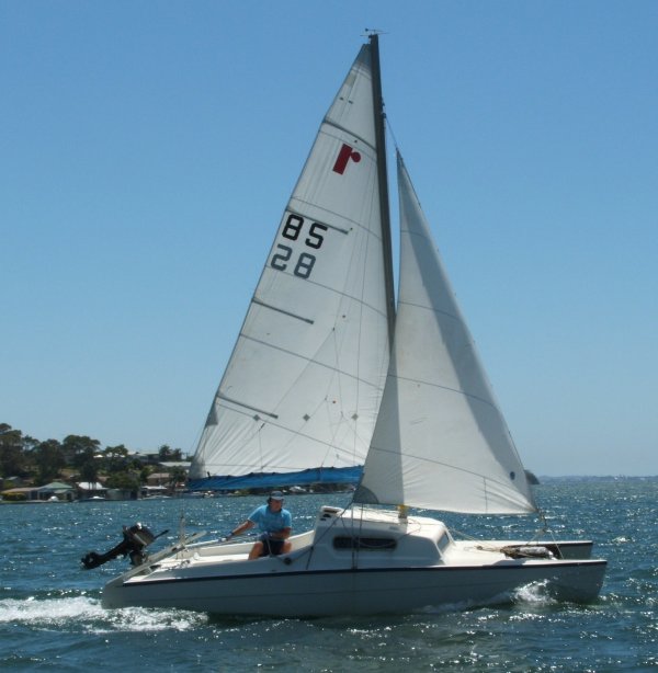 RED BARON (CATAMARAN) - Photo
