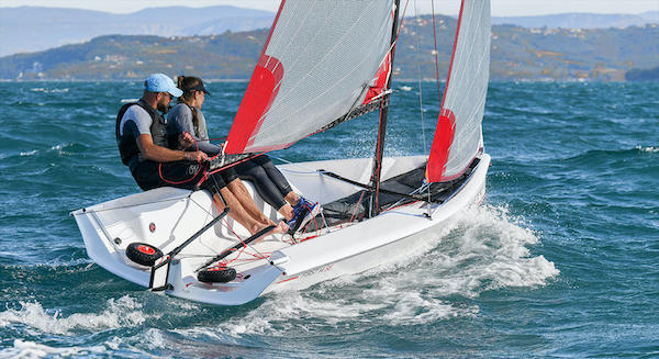 FIRST 14 SE (BENETEAU) - Photo