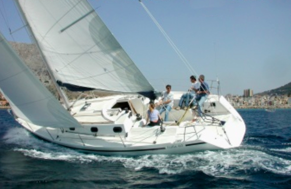 ISOLA 40 (CRUISING) - Photo
