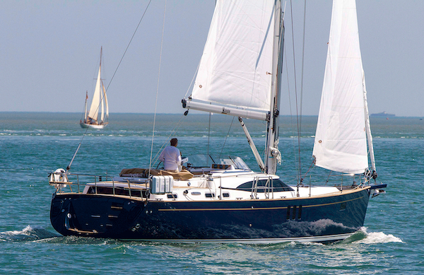 DISCOVERY 42 - Photo