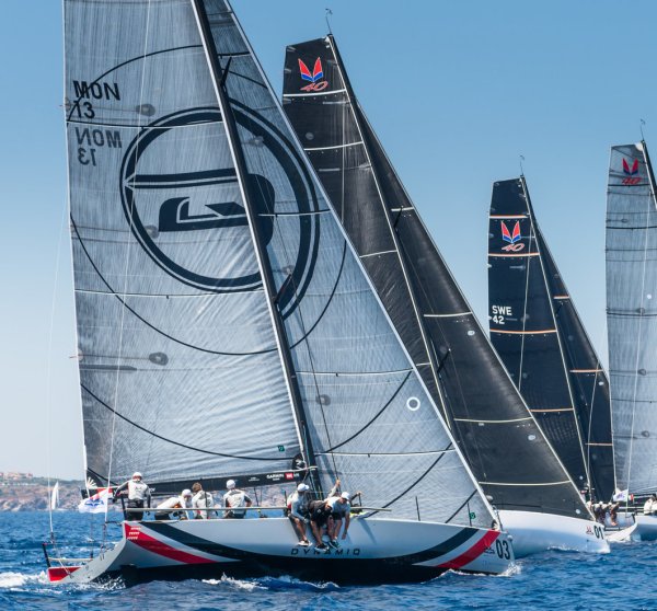 MELGES 40 - Photo