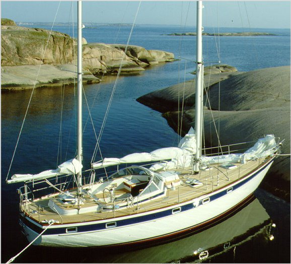 HALLBERG-RASSY 42 (ENDERLEIN) - Photo
