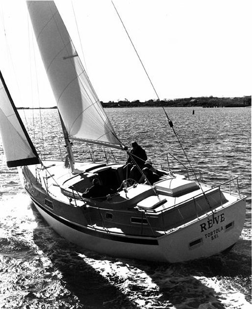 PEARSON 390 - Photo